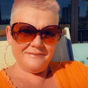 Meet your Posher, Kellie